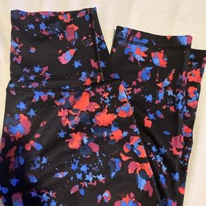Lululemon legging Capri pants. Size 6.